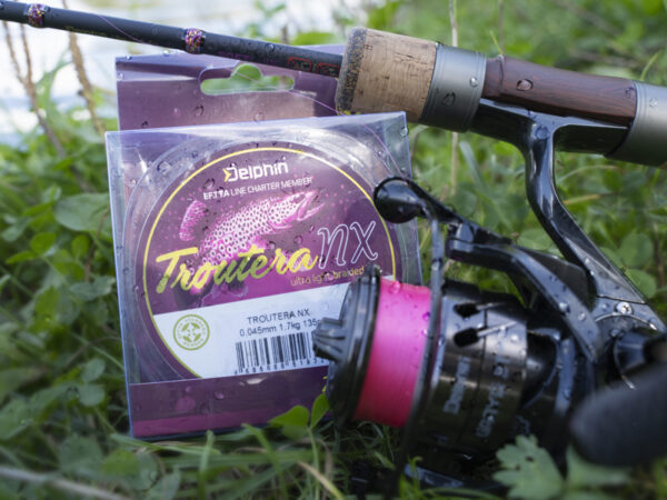 Delphin TROUTERA NX / pink 0.045mm 1.7kg 135m, SKU 101006155